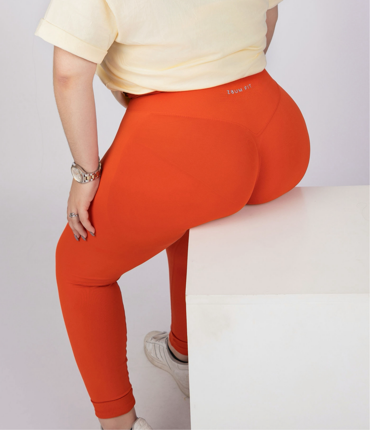 Peach Bum Leggings