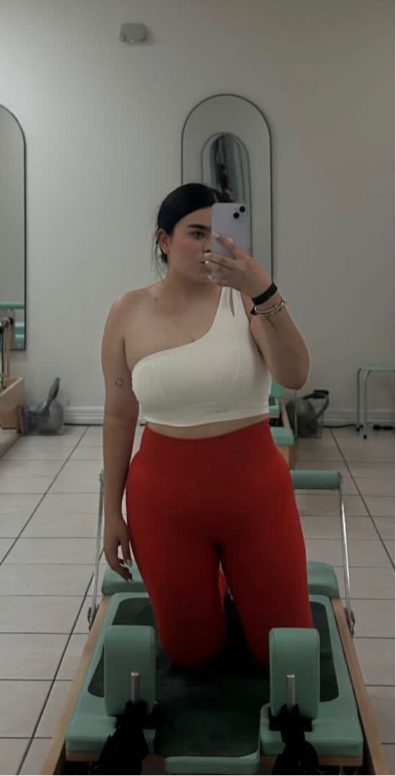 Sexy Shoulder Sports Bra